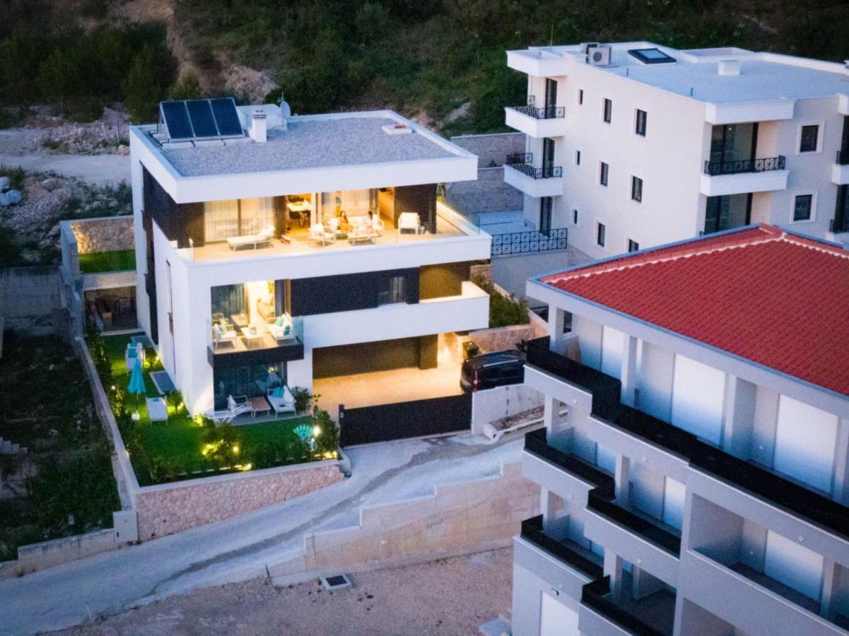 Apartmani Lara 巴什卡沃达 外观 照片