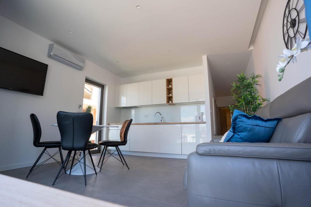 Apartmani Lara 巴什卡沃达 外观 照片